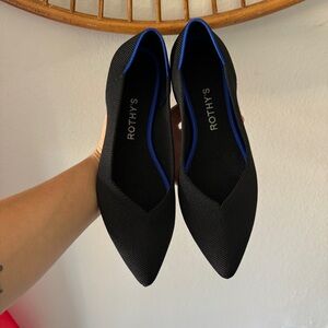 Rothy’s pointed toe black size 7